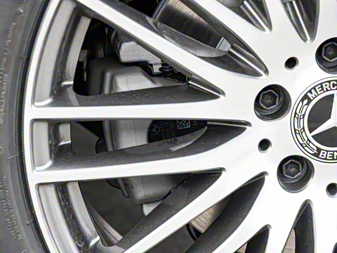 2025�� GLC 300 L 4MATIC ������ 5��