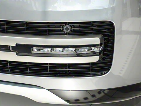 2025�� 3.0 L6 400PS ʢ���ӳ���