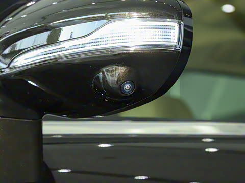 2025�� EV �����콢������