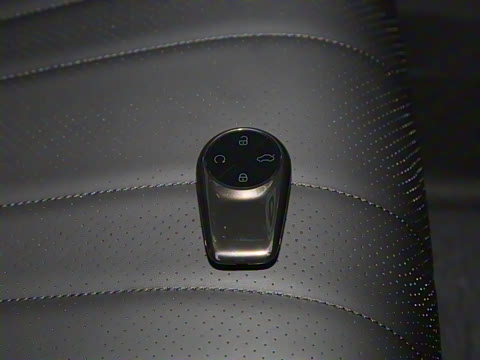 2025�� 300T ������ҫ��