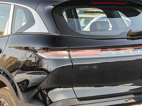 2025�� ��ҫ�� 1.5T �����ͺ���ʿ