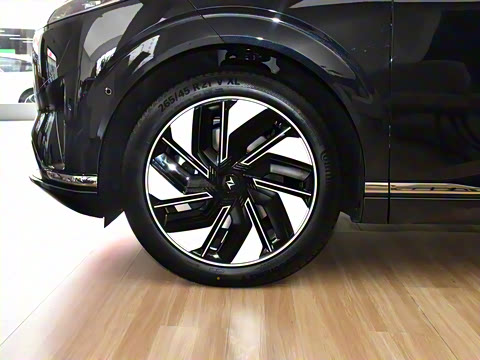 2025�� 636Max���Ȱ� 6��