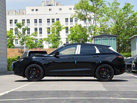 2025�� ���� Ultra ������