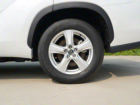 2024�� 2.5L���ܵ��˫��������Ӣ�� 5��