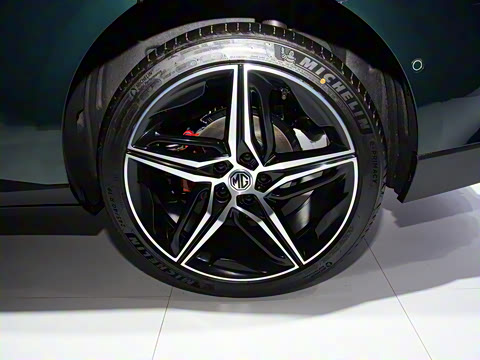 2025�� 2.0T Trophy+ �����Ǽݰ�