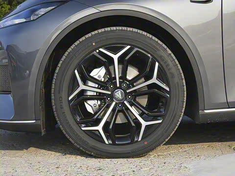 2025�� ���̾�Ӣ��