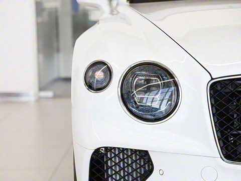 2024�� GT V8 Edition 8