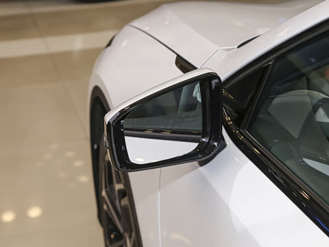 2025�� 230UltraǬ���Ǽ�ADS SE���̰�