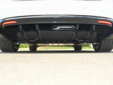 2025�� 75kWh Touring