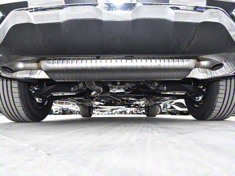 2025�� �Ŀ� GLC 260 L 4MATIC ������