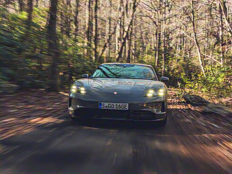 2025�� Taycan GTS