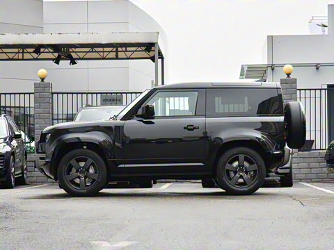 2025�� 90 3.0T P400 X-Dynamic HSE