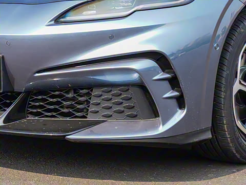 2025�� 605���˰�