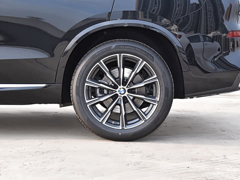 2023�� xDrive 30Li M�˶���װ