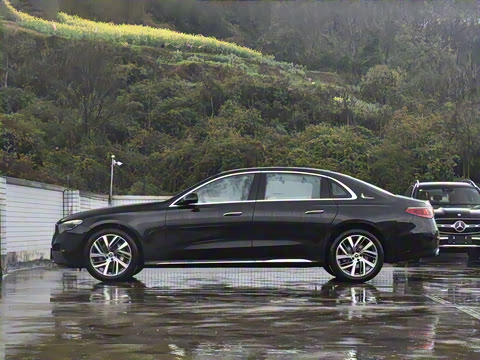 2025�� �Ŀ� E 300 L ʱ����