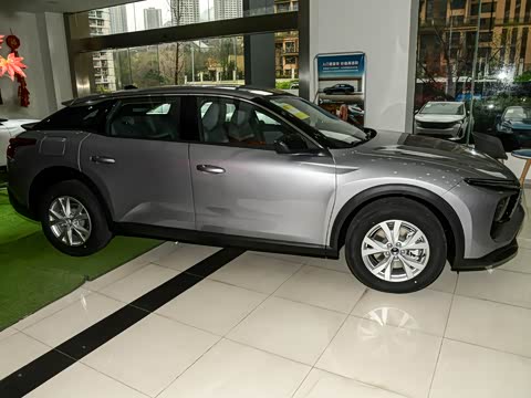 2025�� 1.6T �����