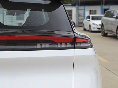 2025�� 205��������������