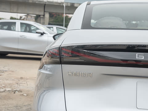 2025�� EM-i 140km Զ����