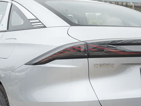 2025�� EM-i 140km Զ����