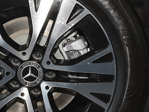 2025�� �Ŀ� GLA 220