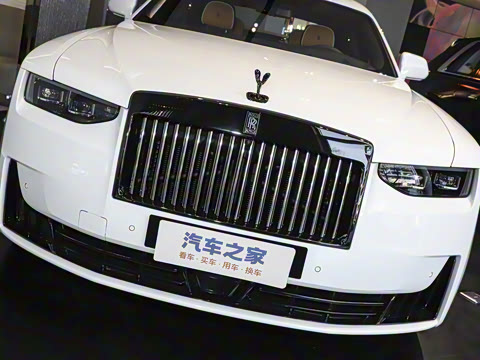 2025�� Black Badge