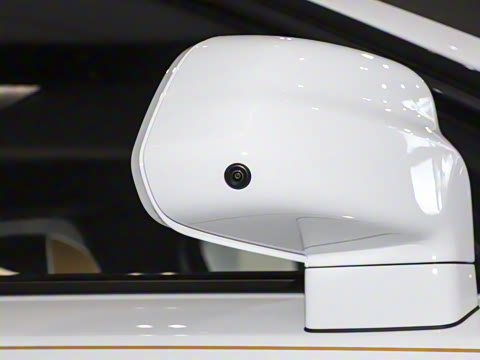 2025�� Black Badge