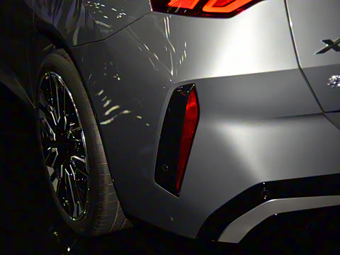 2025�� xDrive30L ������ M�˶���װ