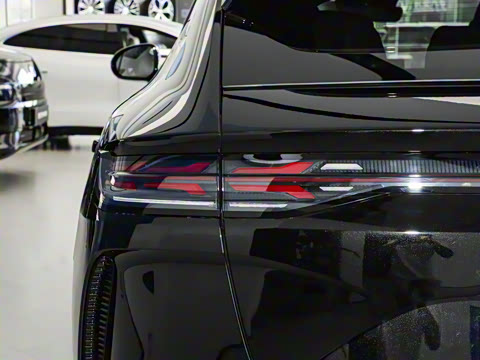 2025�� 630 �����Ǽ�˫�����콢��