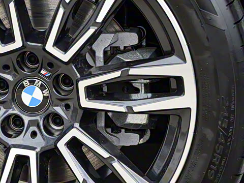 2024�� 525Li M�˶���װ