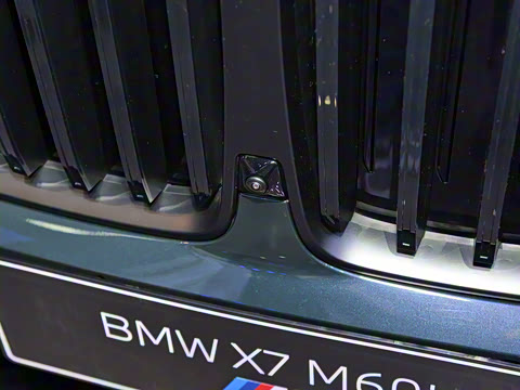 2024�� xDrive M60i