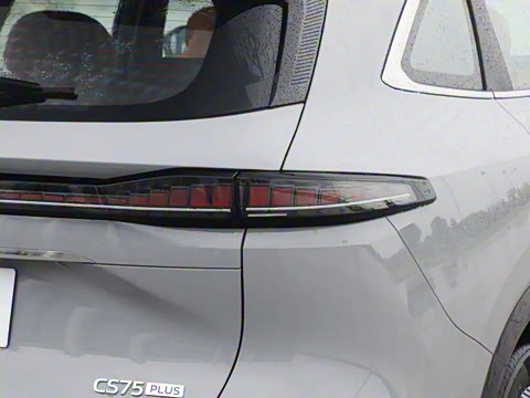 2025�� ���Ĵ� 1.5T ������ �ǻ��콢��