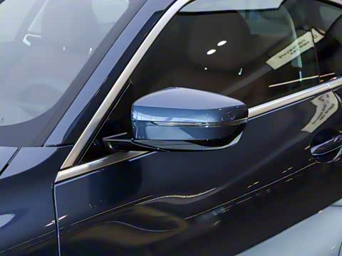 2024�� 425i M�˶���װ