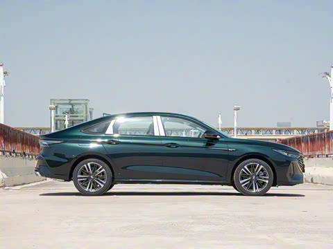 2025�� 2.0T DCT��