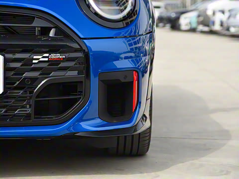 2025�� JOHN COOPER WORKS CABRIO