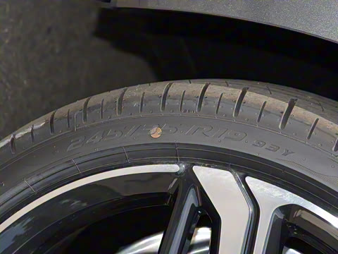 2024�� 40 TFSI ����������