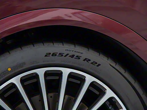 2025�� ���� Ultra�� 53.4kWh 6����