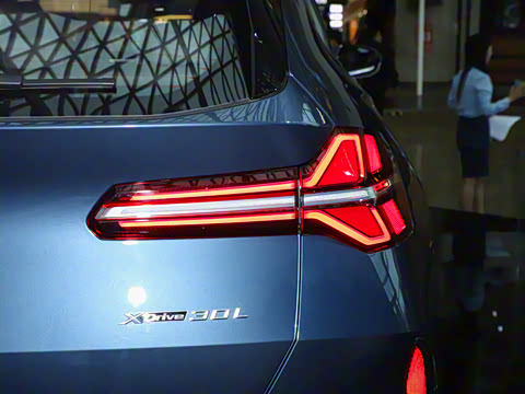 2025�� xDrive30L ������ M�˶���װ