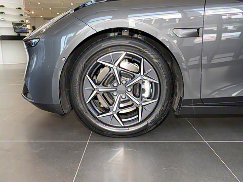 2024�� 95kWh 806km�����Ǽ�Max