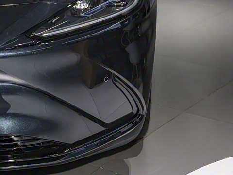 2025�� 735MAX 160kW