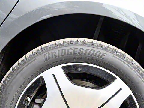 2025�� S 480 4MATIC