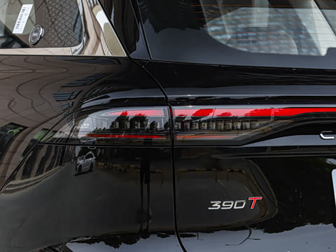 2025�� 2.0T ��������� 5��