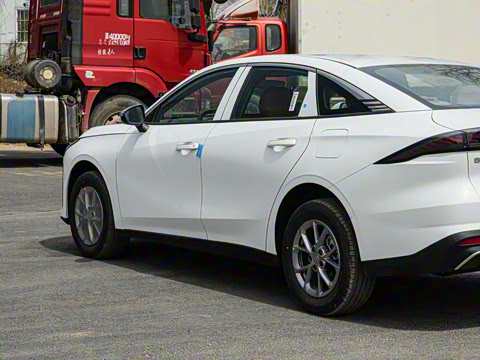 2025�� EM-i 60km ������