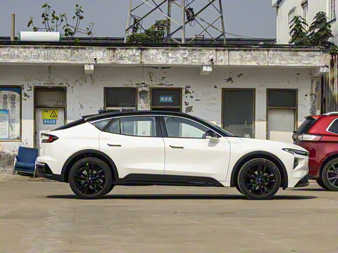 2025 2.0T EcoBoost E 춯 ˶