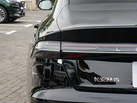 2025�� 2.0T ��ʿ�ر��