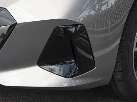 2024�� 530Li ������ M�˶���װ