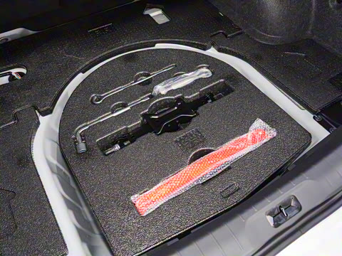 2024�� 2.0L XE ���İ�