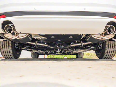 2024�� 2.0L XE ���İ�