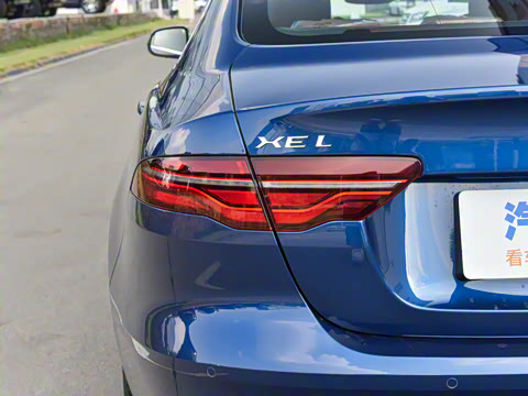 2024�� 2.0T 250PS R-DYNAMIC S��ȡ�˶���