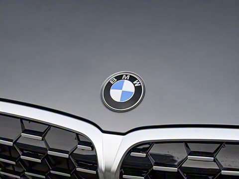 2025�� 325i M�˶���װ