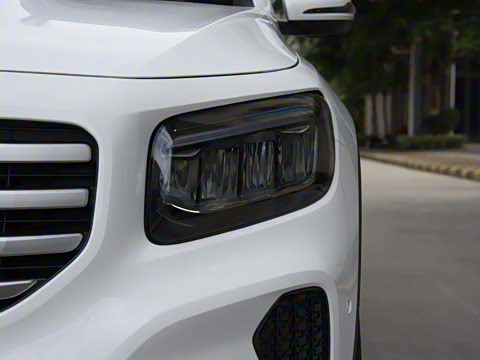 2025�� GLB 220 ʱ����